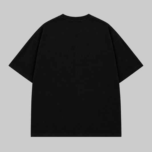 Vista sin estampado de la camiseta negra NEZUKO × TOMIE.