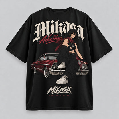 Camiseta oversize Mikasa Ackerman Turf de Shingeki no Kyojin en seda fría negro, vista de espalda - NEXO Street.