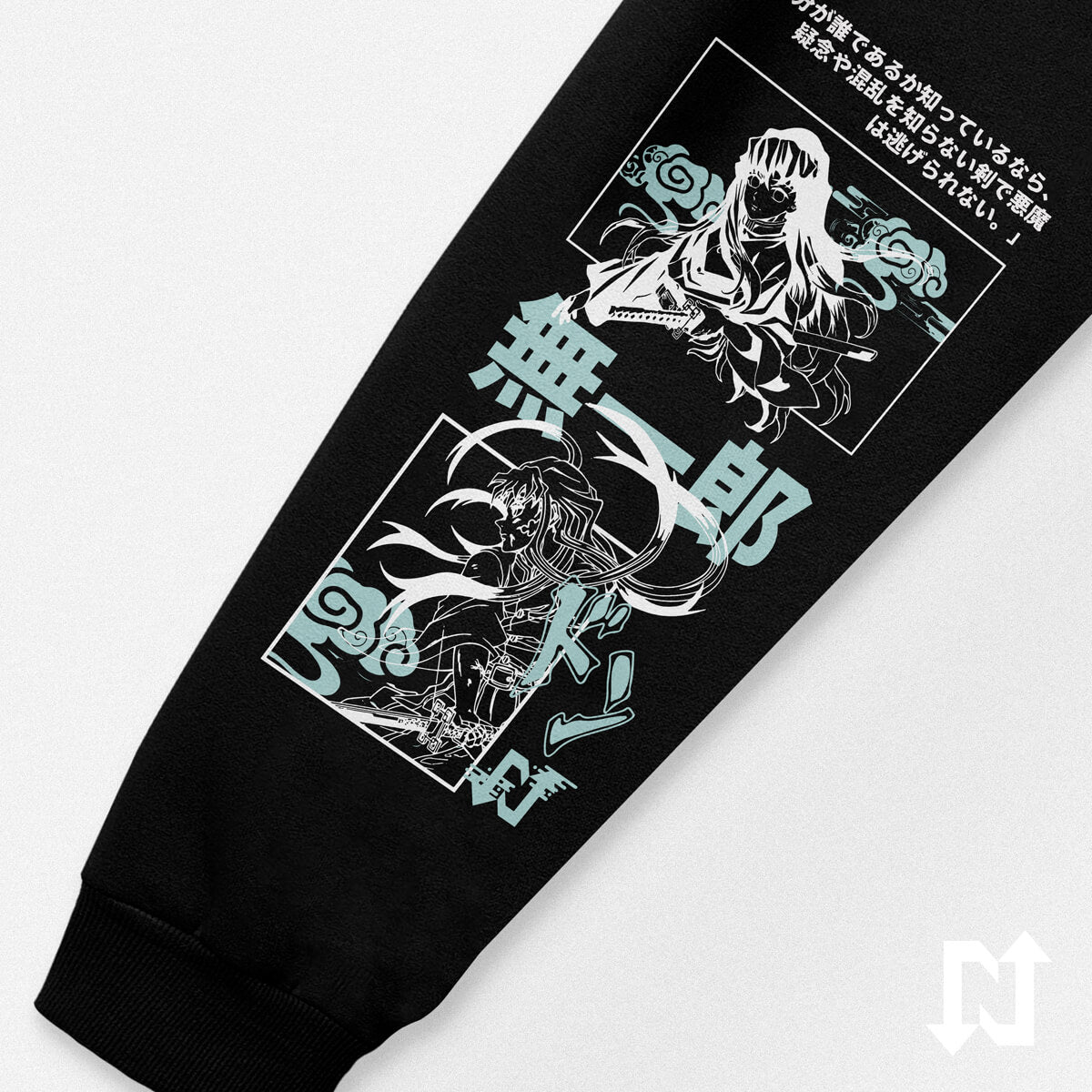 Sudadera negra oversize con capota interna color menta inspirada en el pilar de la niebla Muichiro Tokito. Diseño de manga impreso en DTF