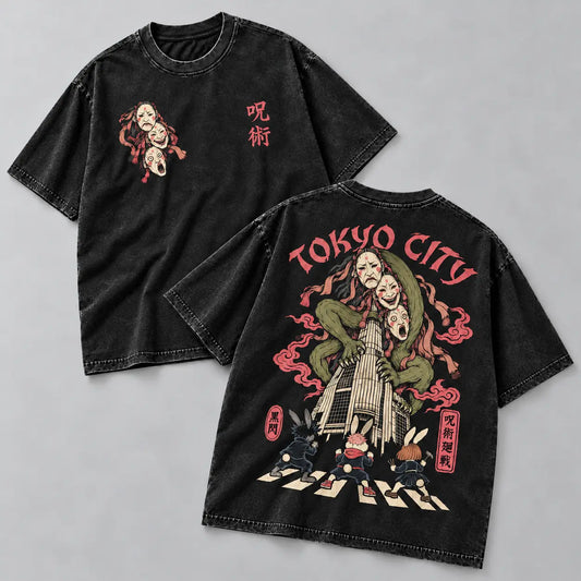 Camiseta Tokyo City Tres máscaras de Jujutsu Kaisen NEXO Street: frente y espalda en algodón negro acid wash de 300 g.